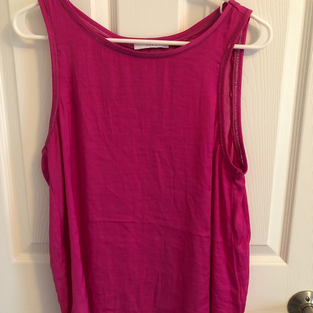 Tart hot pink tank with split back size large